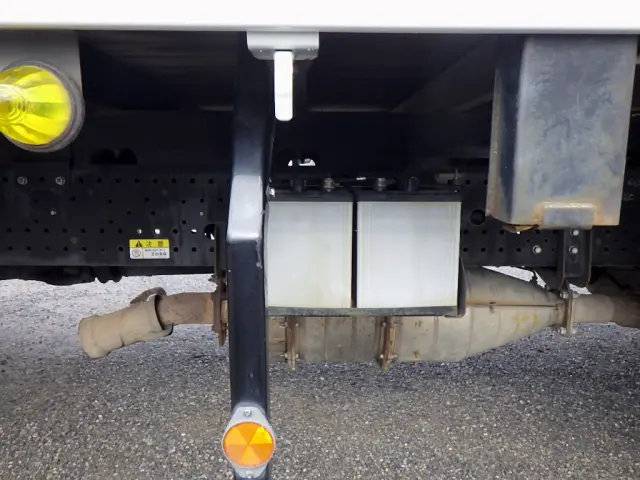 いすゞ フォワード TKG-FRR90S2(2WD)の写真43