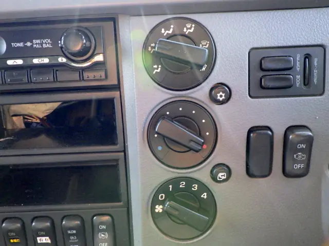 三菱 ファイター PDG-FK61F(2WD)の写真17