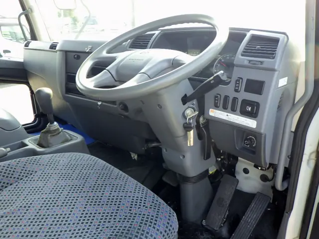 三菱 ファイター PDG-FK61F(2WD)の写真21