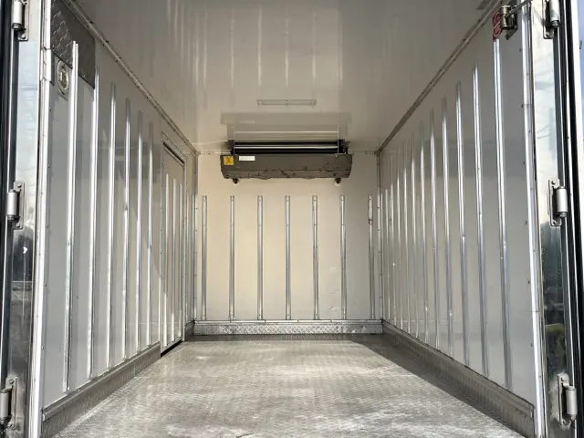 トヨタ トヨエース TPG-XZC605(2WD)の写真8