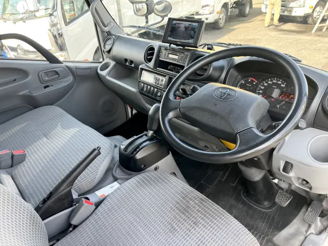 トヨタ トヨエース TPG-XZC605(2WD)の写真16
