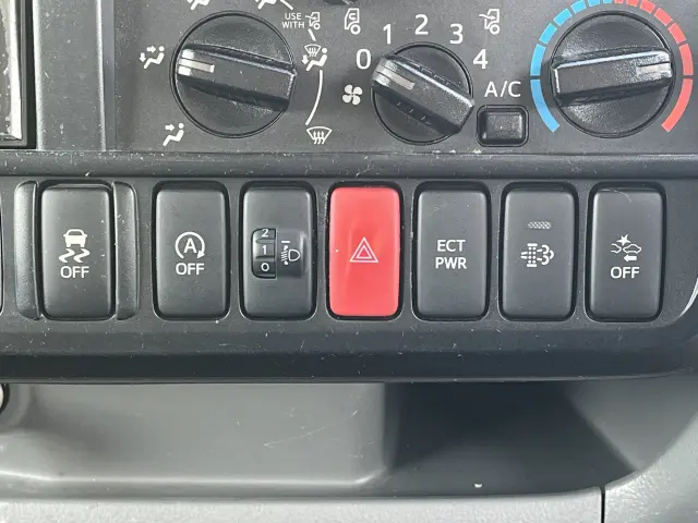 トヨタ トヨエース TPG-XZC605(2WD)の写真25