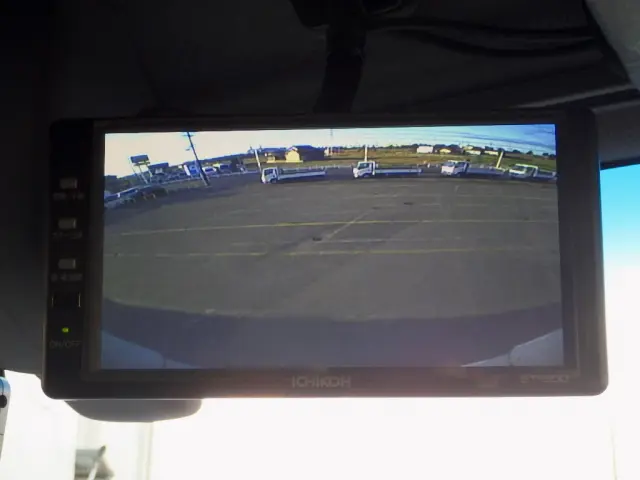 いすゞ フォワード 2RG-FRR90T2(2WD)の写真16