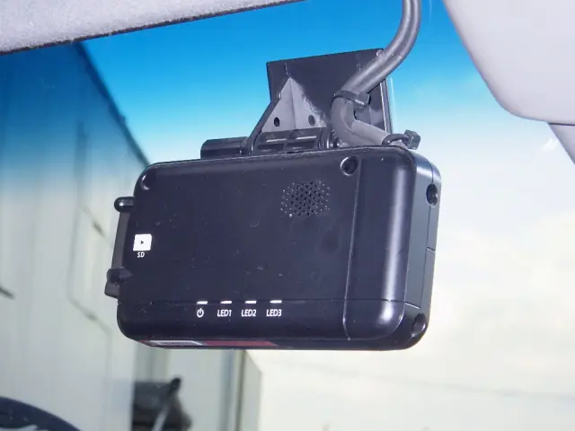 いすゞ フォワード 2RG-FRR90T2(2WD)の写真17