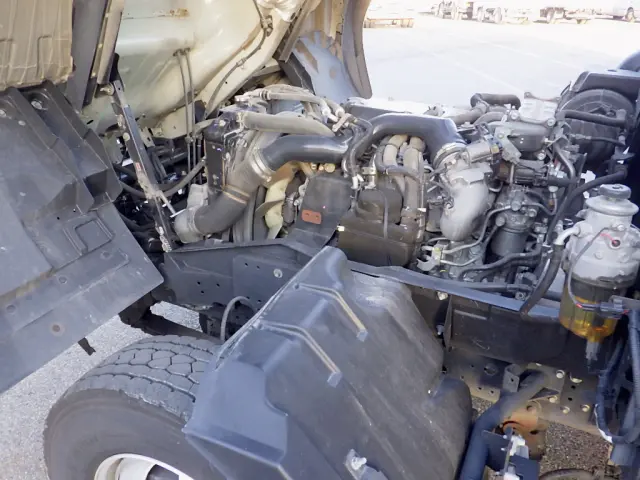 いすゞ フォワード 2RG-FRR90T2(2WD)の写真29