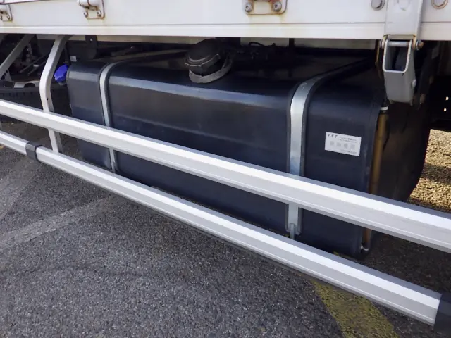 いすゞ フォワード 2RG-FRR90T2(2WD)の写真48