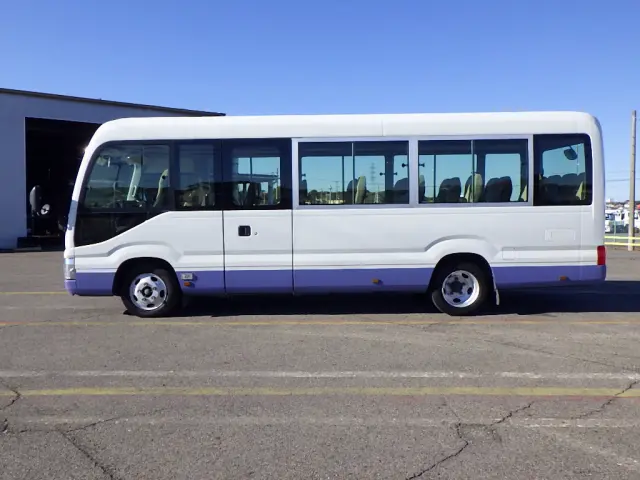 トヨタ コースター SKG-XZB70(2WD)の写真4