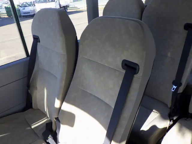 トヨタ コースター SKG-XZB70(2WD)の写真14