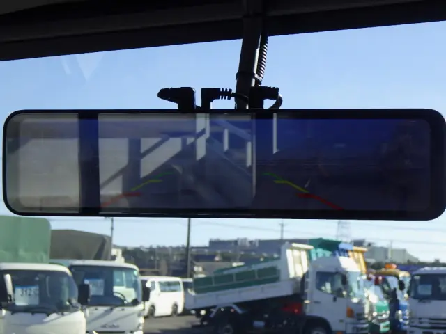 いすゞ エルフ 2RG-NPR88AR(2WD)の写真20