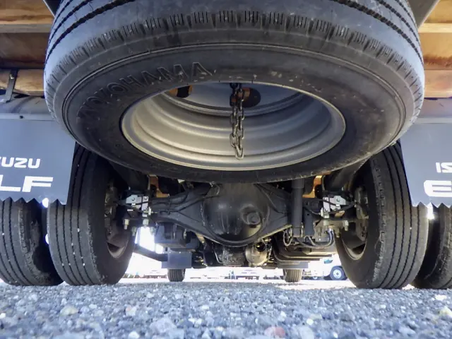 いすゞ エルフ 2RG-NPR88AR(2WD)の写真24