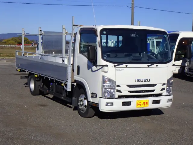 いすゞ エルフ 2RG-NPR88AR(2WD)の写真29