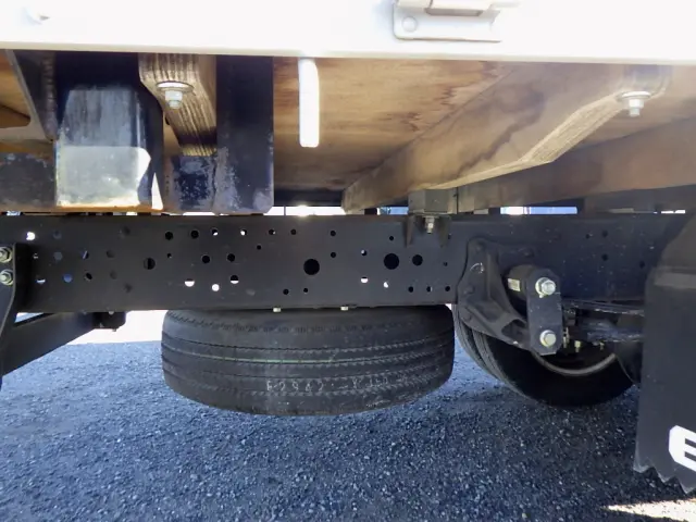 いすゞ エルフ 2RG-NPR88AR(2WD)の写真40