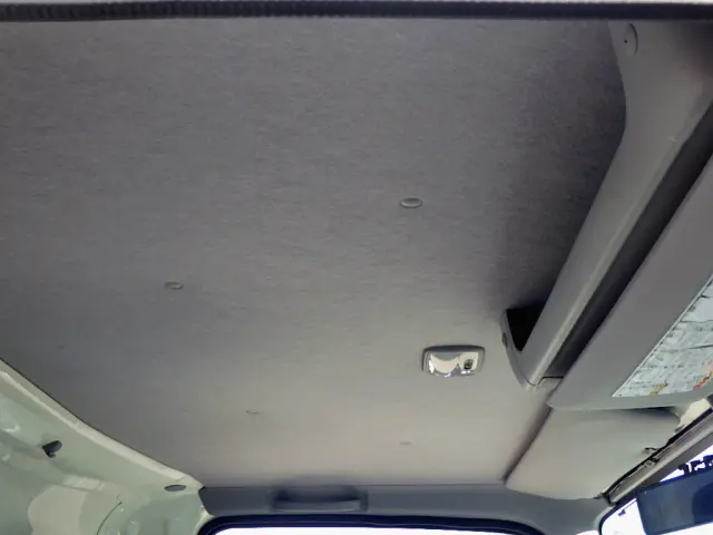 いすゞ エルフ 2RG-NPR88AR(2WD)の写真49