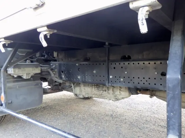 いすゞ フォワード TKG-FRR90S2(2WD)の写真19