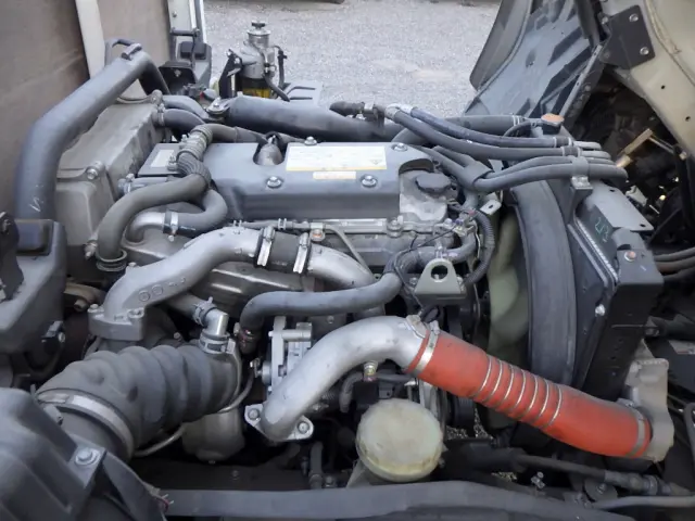 いすゞ フォワード TKG-FRR90S2(2WD)の写真22