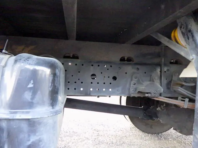 いすゞ フォワード TKG-FRR90S2(2WD)の写真34