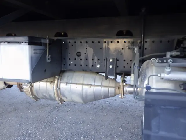 いすゞ フォワード TKG-FRR90S2(2WD)の写真37