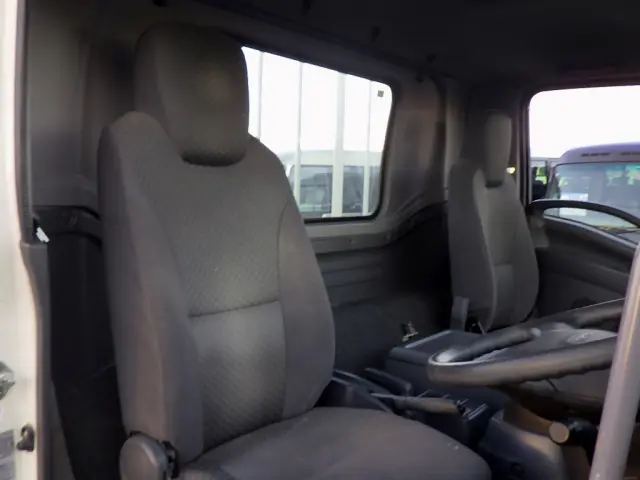 いすゞ フォワード TKG-FRR90S2(2WD)の写真41