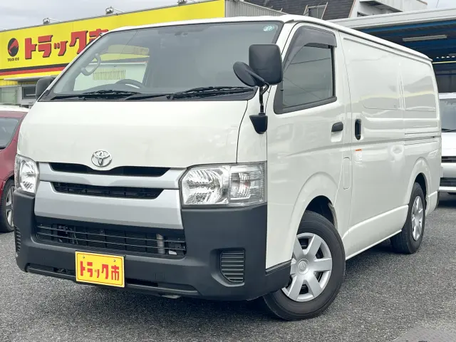 トヨタ ハイエースレジアス QDF-KDH201V(2WD)の写真1