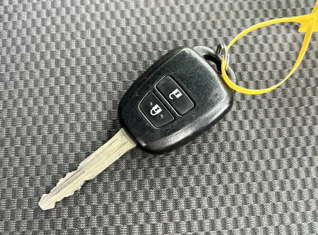 トヨタ ハイエースレジアス QDF-KDH201V(2WD)の写真32