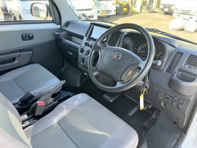 トヨタ タウンエースバン 5BF-S413M(4WD)の写真16