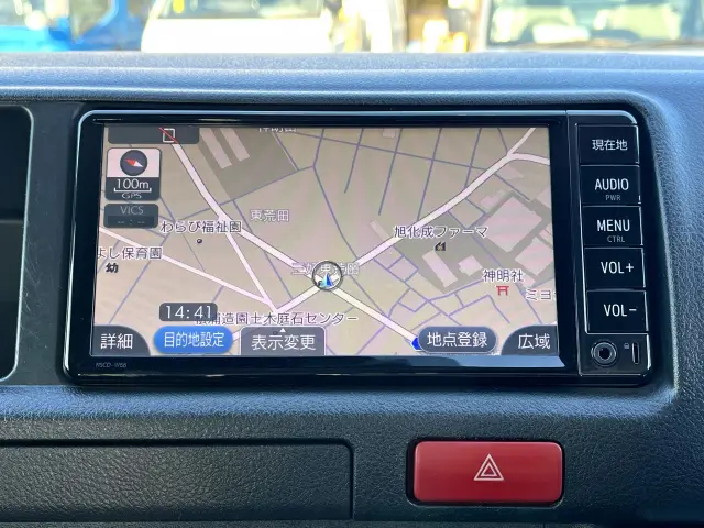 トヨタ ハイエースコミューター QDF-GDH223B(2WD)の写真22