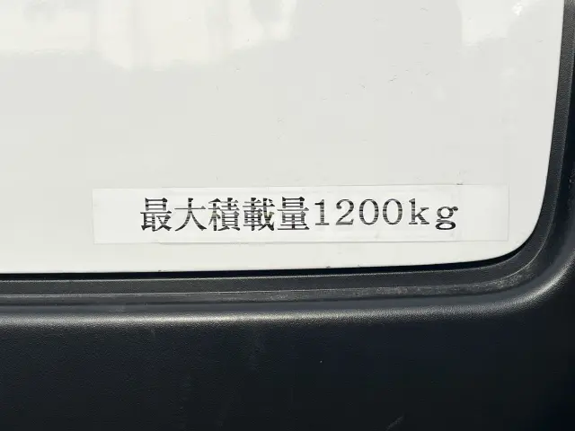 日産 キャラバン 3BF-VR2E26(2WD)の写真17
