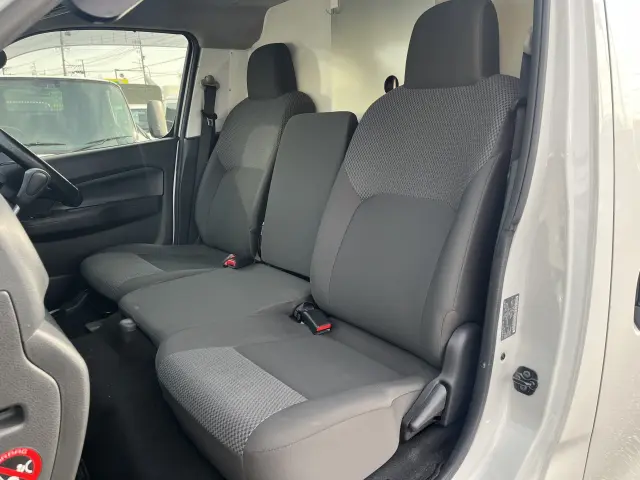 日産 キャラバン 3BF-VR2E26(2WD)の写真20