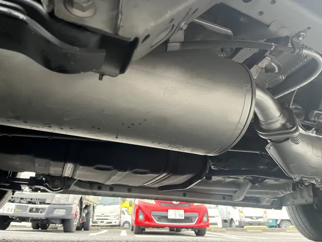 トヨタ ハイエースバン CBF-TRH200V(2WD)の写真37