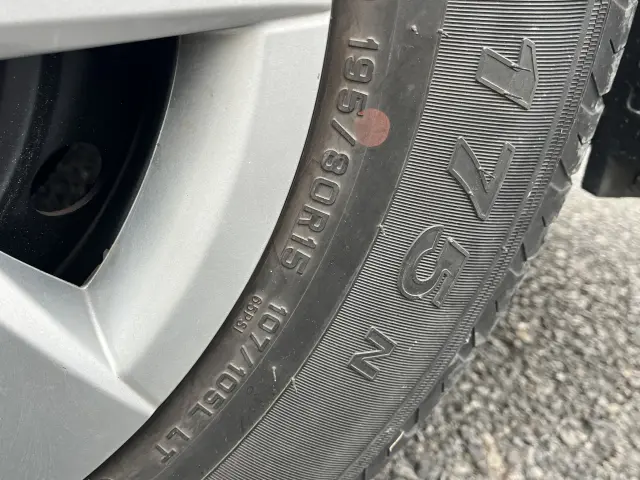 トヨタ ハイエースバン CBF-TRH200V(2WD)の写真39