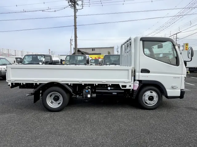 三菱 キャンター 2RG-FBA20(2WD)の写真4