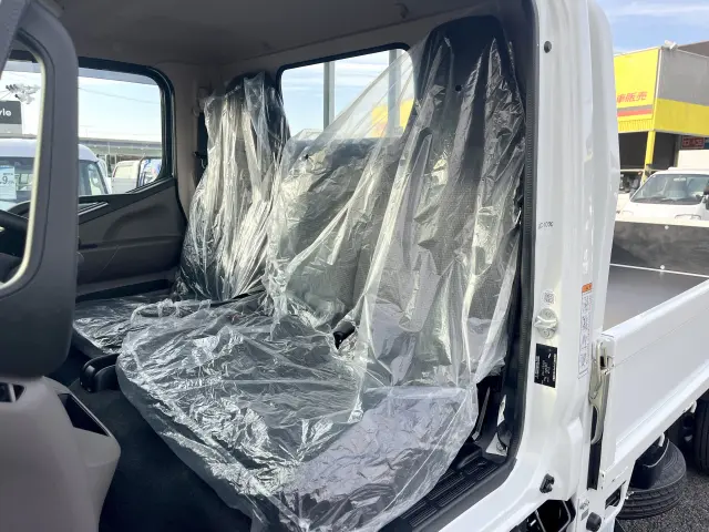 三菱 キャンター 2RG-FBA20(2WD)の写真15