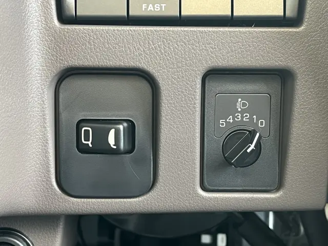 三菱 キャンター 2RG-FBA20(2WD)の写真24