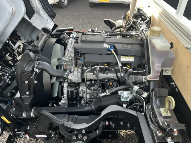 三菱 キャンター 2RG-FBA20(2WD)の写真33