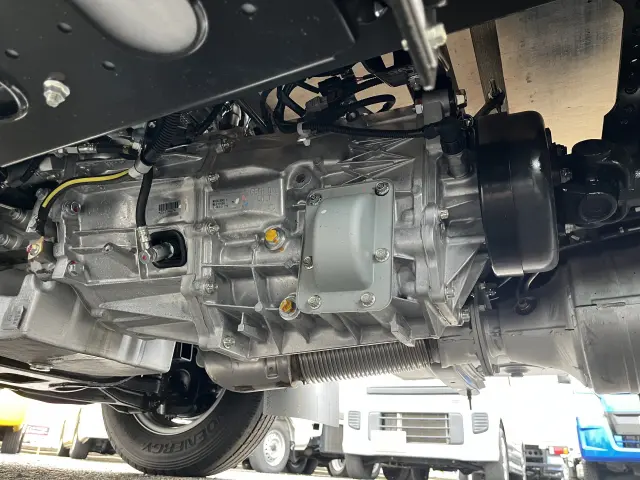 三菱 キャンター 2RG-FBA20(2WD)の写真35