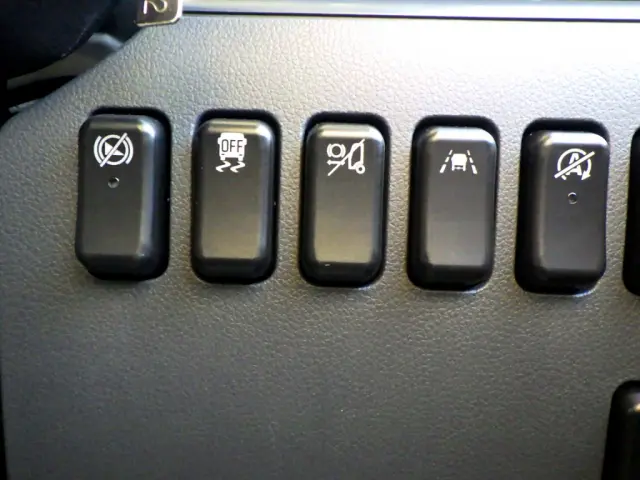 三菱 ローザ 2WG-BE740G(2WD)の写真27