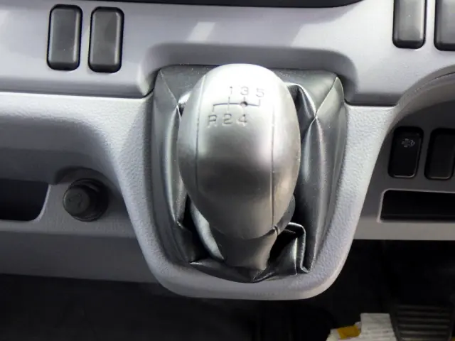 日産 アトラス TKG-FEB5W(2WD)の写真14