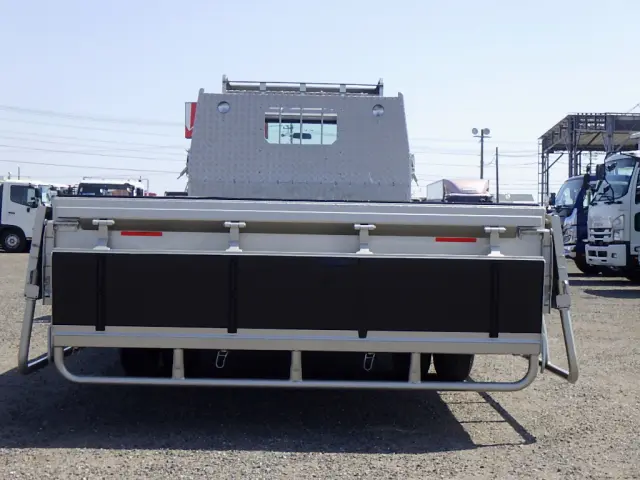 三菱 キャンター 2PG-FED90(2WD)の写真7