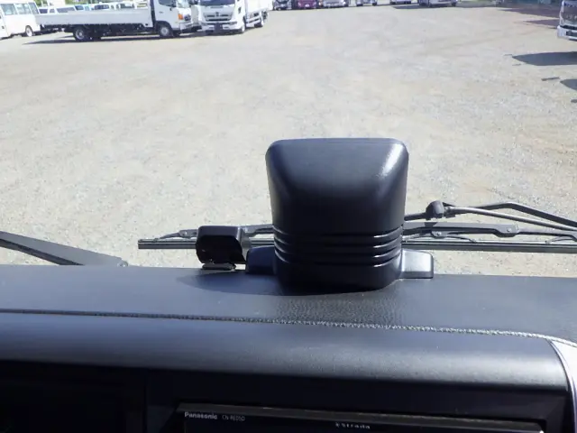 三菱 キャンター 2PG-FED90(2WD)の写真15