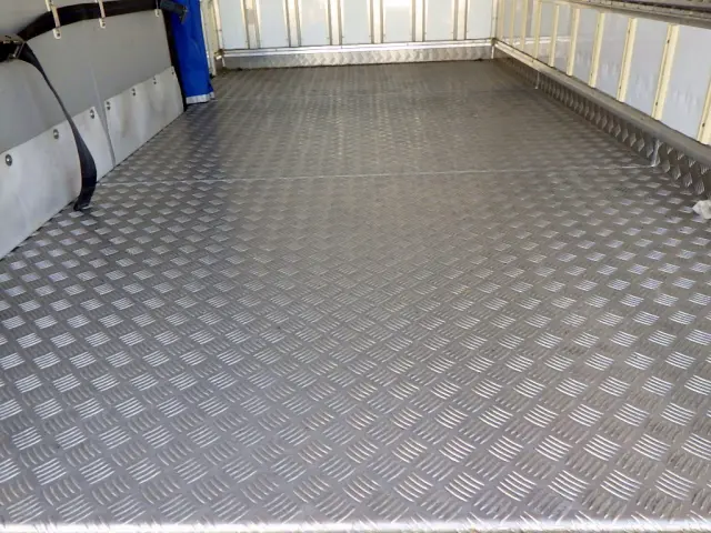 日野 デュトロ TPG-XZC605M(2WD)の写真10