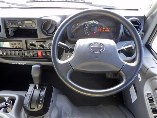 日野 デュトロ TPG-XZC605M(2WD)の写真15