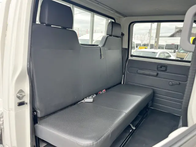 いすゞ エルフ TRG-NJS85A(4WD)の写真31