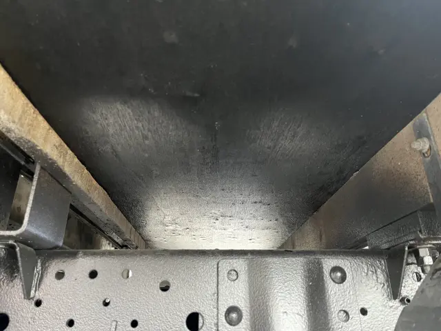 いすゞ エルフ TRG-NJS85A(4WD)の写真41