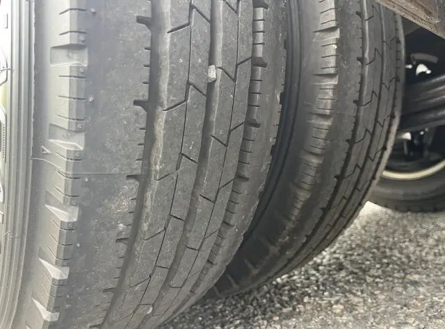 いすゞ エルフ TRG-NJS85A(4WD)の写真49