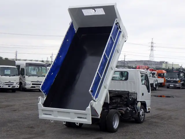 いすゞ エルフ TKG-NJR85AD(2WD)の写真8