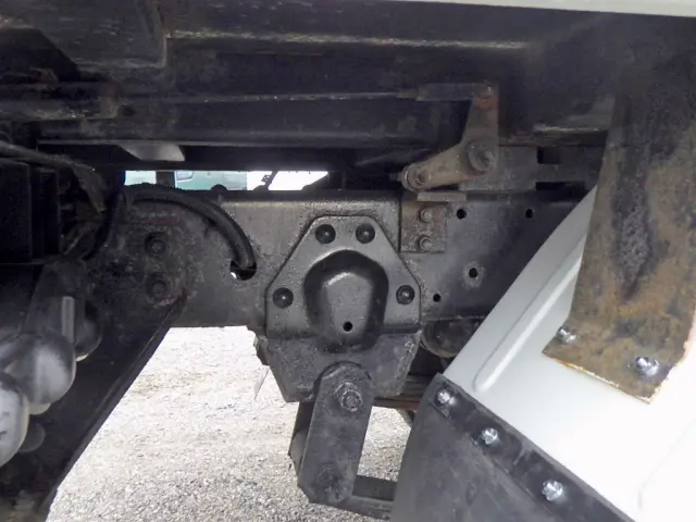 いすゞ エルフ TKG-NJR85AD(2WD)の写真40