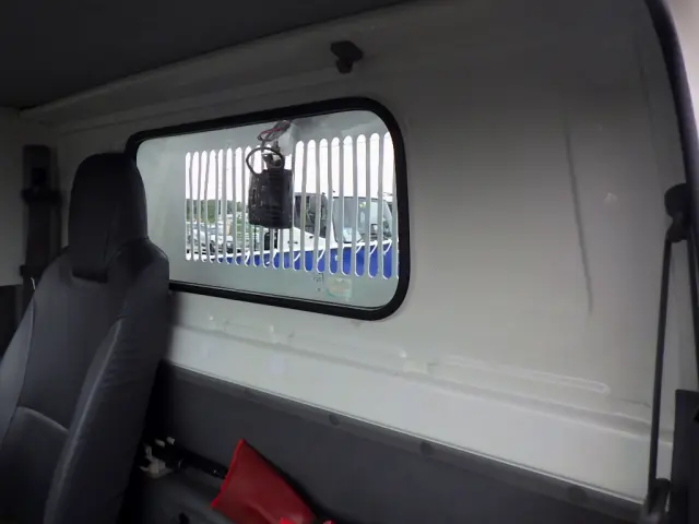 いすゞ エルフ TKG-NJR85AD(2WD)の写真48
