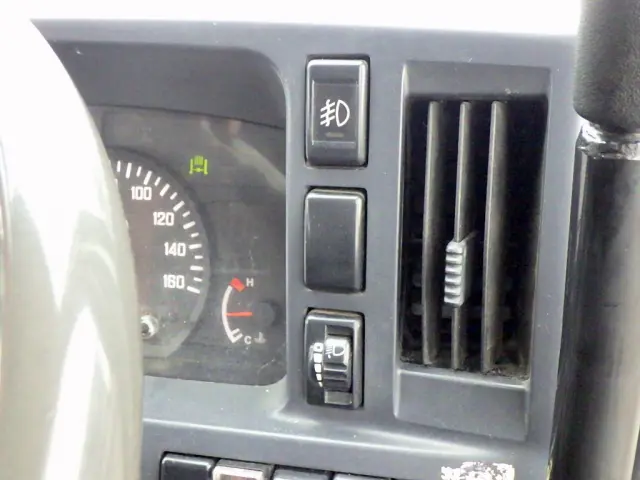 いすゞ エルフ TKG-NJR85AD(2WD)の写真49
