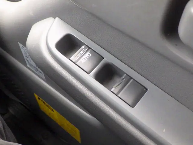 いすゞ エルフ TKG-NJR85AD(2WD)の写真50