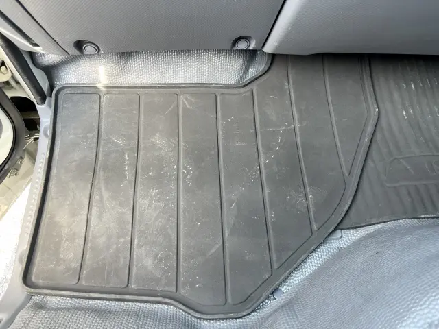 いすゞ エルフ 2RG-NHS88A(4WD)の写真32